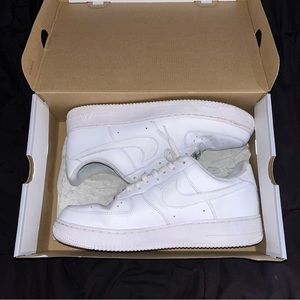 Nike Air Force 1 '07 White IN BOX Men's 12 BASICALLY NEW